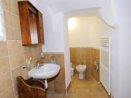 'Medieval House' mit Terrasse, Appartement 7 personnes à Ventimiglia - Photo 16