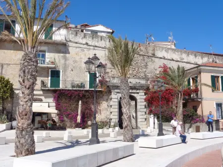 'Medieval House' mit Terrasse, Appartement 7 personnes à Ventimiglia - Photo 23