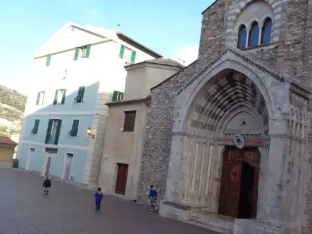 'Medieval House' mit Terrasse, Appartement 7 personnes à Ventimiglia - Photo 26