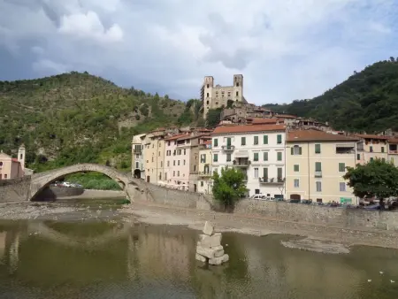 'Medieval House' mit Terrasse, Appartement 7 personnes à Ventimiglia - Photo 28