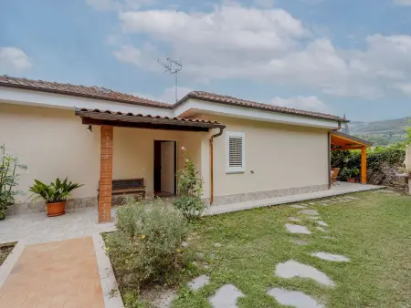 Villa in Borgomaro mit privatem Parkplatz, Maison 4 personnes à Borgomaro - Photo 1