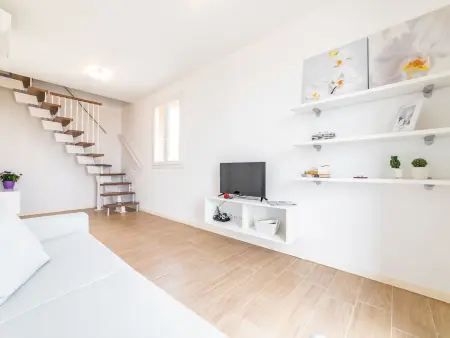 Wohnung mit Balkon, Appartement 6 personnes à Borghetto Santo Spirito - Photo 12