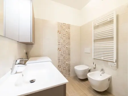 Wohnung mit Balkon, Appartement 6 personnes à Borghetto Santo Spirito - Photo 15