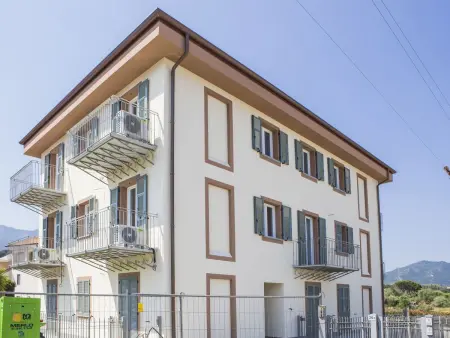 Wohnung mit Balkon, Appartement 6 personnes à Borghetto Santo Spirito - Photo 17