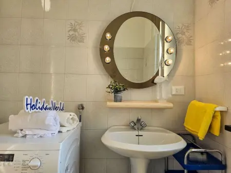 Mare e Mimose von Holiday World, Appartement 4 personnes à Pietra Ligure - Photo 19