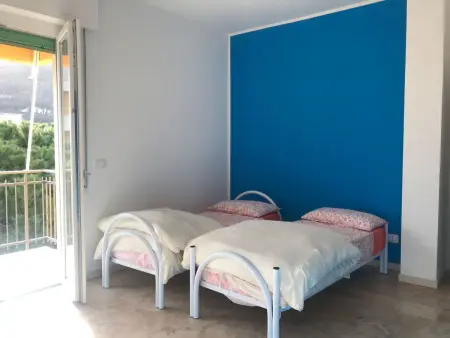 'White' mit Balkon, Appartement 4 personnes à Pietra Ligure - Photo 21