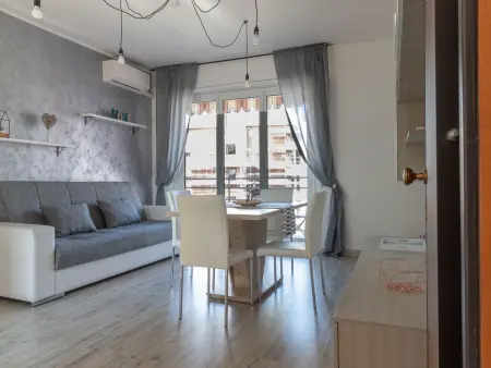 Wohnung 'Il Girasole' Seeblick, Appartement 6 personnes à Castelletto sopra Ticino - Photo 3