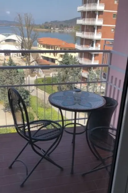 Wohnung 'Il Girasole' Seeblick, Appartement 6 personnes à Castelletto sopra Ticino - Photo 17