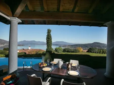Villa Lago Maggiore - 20% Greenfee Ermäßigung, Maison 8 personnes à Meina - Photo 11