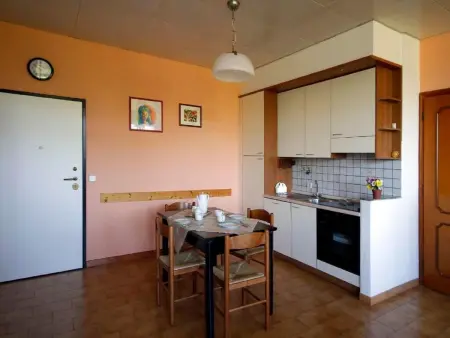 mit Blick auf den Lago Maggiore, Appartement 4 personnes à Luino - Photo 3