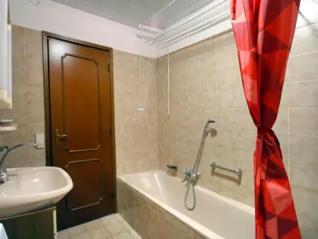 mit Blick auf den Lago Maggiore, Appartement 4 personnes à Luino - Photo 6