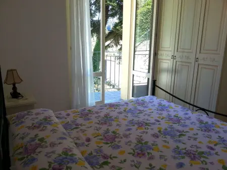CasaKatty Zwei-Zimmer-Wohnung mit Balkon mit Seeblick - Photo 7