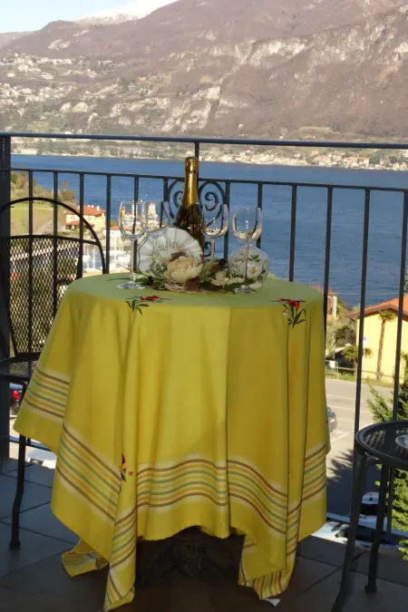 CasaKatty Zwei-Zimmer-Wohnung mit Balkon mit Seeblick - Photo 13