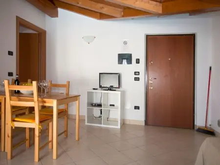Lakeside Attic Apartment, Appartement 4 personnes à Domaso - Photo 4