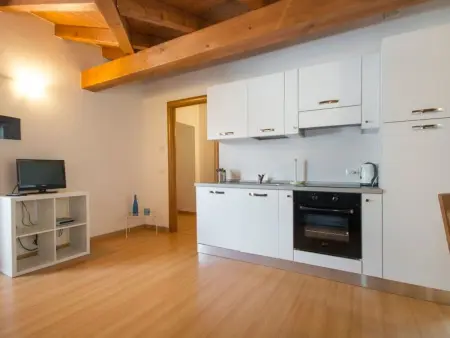 Dachgeschosswohnung am See für 6 Personen, Appartement 6 personnes à Domaso - Photo 16