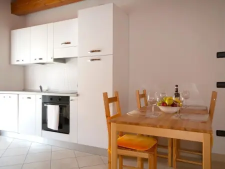 Zwei-Zimmer-Wohnung mit Parkplatz in der Nähe des Strandes - Photo 13
