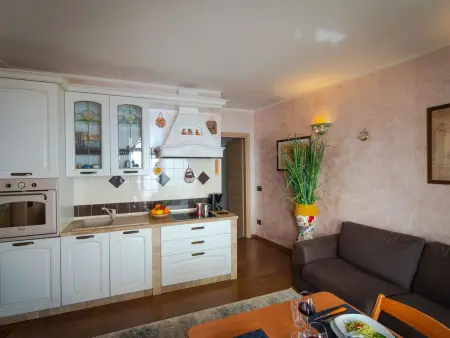 Mantegna - garten mit seeblick und schwimmbad, Appartement 4 personnes à Fonteno - Photo 2