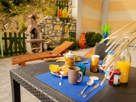 Mantegna - garten mit seeblick und schwimmbad, Appartement 4 personnes à Fonteno - Photo 4
