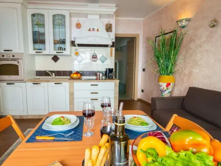 Mantegna - garten mit seeblick und schwimmbad, Appartement 4 personnes à Fonteno - Photo 7