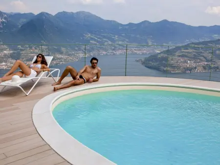 Mantegna - garten mit seeblick und schwimmbad, Appartement 4 personnes à Fonteno - Photo 12