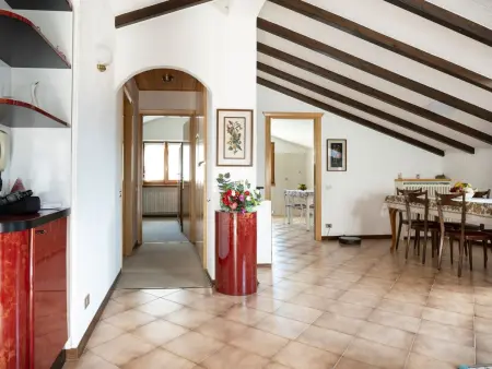 Gioia del Verde - Raum, Terrasse und Seeblick, Appartement 5 personnes à Fonteno - Photo 9