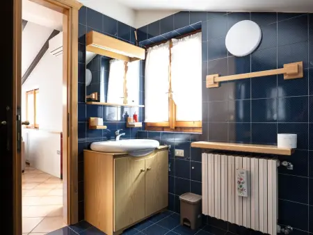 Gioia del Verde - Raum, Terrasse und Seeblick, Appartement 5 personnes à Fonteno - Photo 24