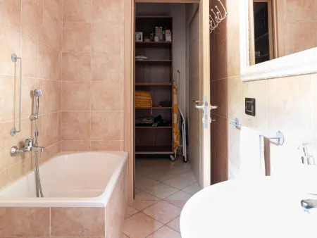 'La Villetta' mit Schwimmbad, Appartement 5 personnes à Fonteno - Photo 12