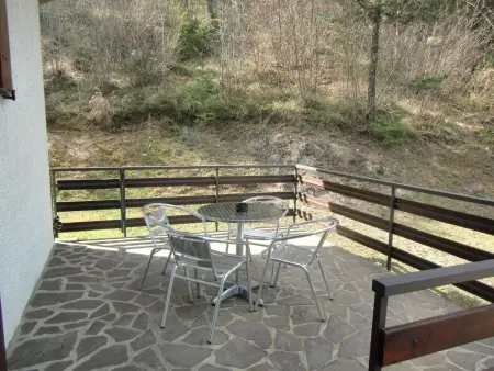 Wohnung im ersten Stock mit schönem Seeblick, Appartement 5 personnes à Bezzecca - Photo 1