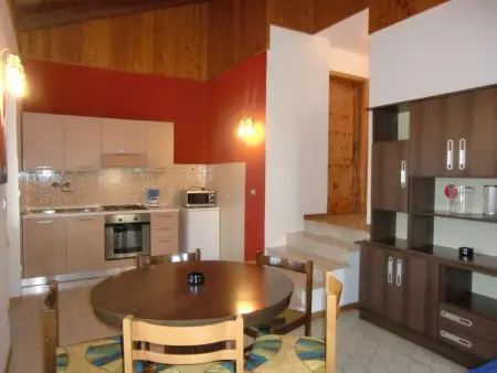 Wohnung im ersten Stock mit schönem Seeblick, Appartement 5 personnes à Bezzecca - Photo 5