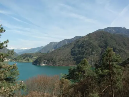 Wohnung im ersten Stock mit schönem Seeblick, Appartement 5 personnes à Bezzecca - Photo 17