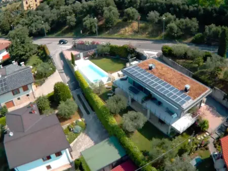 Ferienvilla 'Madabà' mit Blick aufs Wasser, Maison 8 personnes à Bardolino - Photo 4