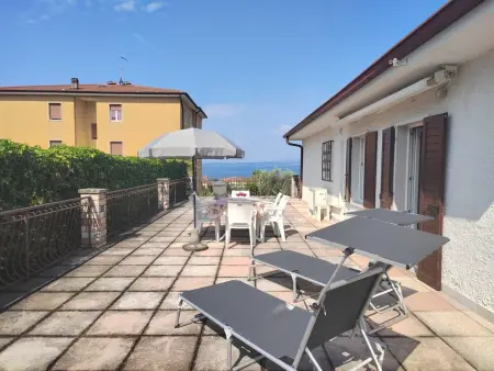mit Seeblick und privatem Garten, Maison 6 personnes à Bardolino - Photo 5