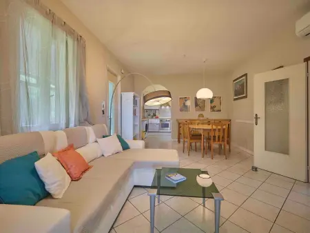 mit Seeblick und privatem Garten, Maison 6 personnes à Bardolino - Photo 17