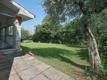 mit Seeblick und privatem Garten, Maison 6 personnes à Bardolino - Photo 35