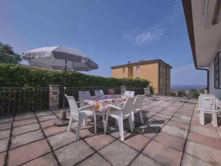 mit Seeblick und privatem Garten, Maison 6 personnes à Bardolino - Photo 36