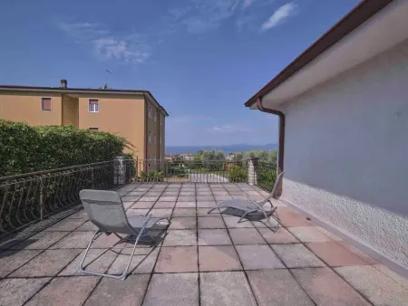 mit Seeblick und privatem Garten, Maison 6 personnes à Bardolino - Photo 37