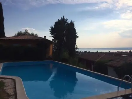 Villetta Montavolo in traumhafter Panoramalage, Maison 8 personnes à Bardolino - Photo 2
