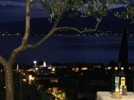 Villetta Montavolo in traumhafter Panoramalage, Maison 8 personnes à Bardolino - Photo 28