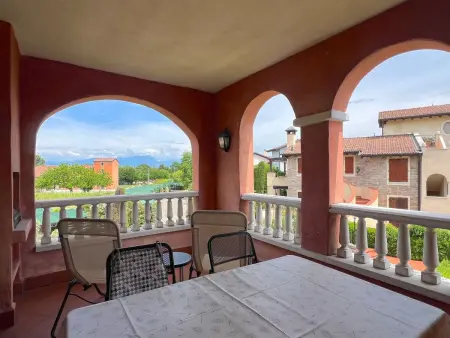 Wohnung im Resort mit großes Schwimmbad und Sportbereich - Photo 27