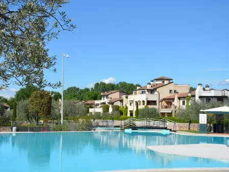 Wohnung mit Terrasse, Appartement 4 personnes à Peschiera del Garda - Photo 16
