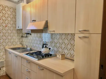 Gemütliche Zweizimmerwohnung mit Balkon, Appartement 4 personnes à Sirmione - Photo 4