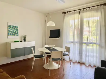 Gemütliche Zweizimmerwohnung mit Garten, Appartement 4 personnes à Sirmione - Photo 6