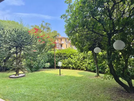 Gemütliche Zweizimmerwohnung mit Garten, Appartement 4 personnes à Sirmione - Photo 12