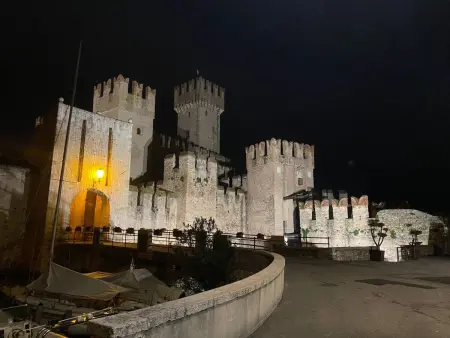 Gemütliche Zweizimmerwohnung mit Garten, Appartement 4 personnes à Sirmione - Photo 19
