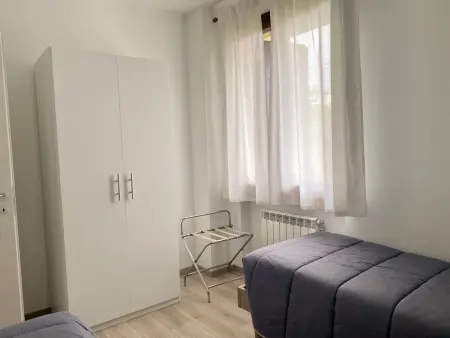 Gemütliche Drei-Zimmer-Wohnung mit Balkon, Appartement 6 personnes à Sirmione - Photo 6