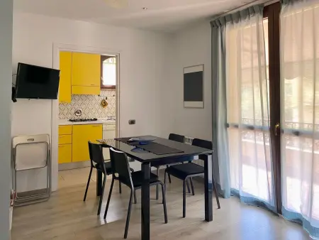 Gemütliche Drei-Zimmer-Wohnung mit Balkon, Appartement 6 personnes à Sirmione - Photo 16