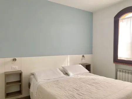 Gemütliche Dreizimmerwohnung mit Balkon, Appartement 6 personnes à Sirmione - Photo 1