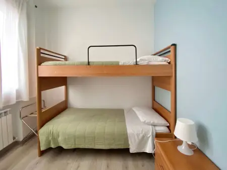 Gemütliche Dreizimmerwohnung mit Balkon, Appartement 6 personnes à Sirmione - Photo 4