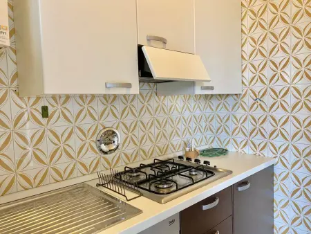 Gemütliche Dreizimmerwohnung mit Balkon, Appartement 6 personnes à Sirmione - Photo 8