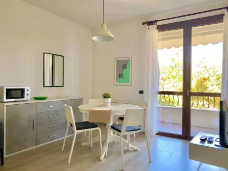 Gemütliche Dreizimmerwohnung mit Balkon, Appartement 6 personnes à Sirmione - Photo 12